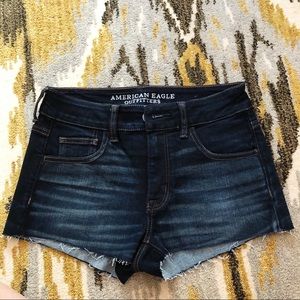 American Eagle shorts!
